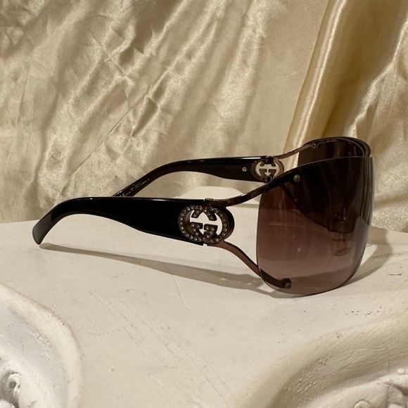 Gucci Shield Sunglasses in Brown Hue main image 4